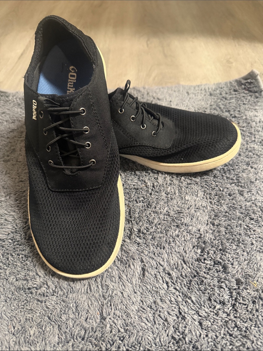 OluKai Men's Black Knit Lace-Up Sneakers with White Sole